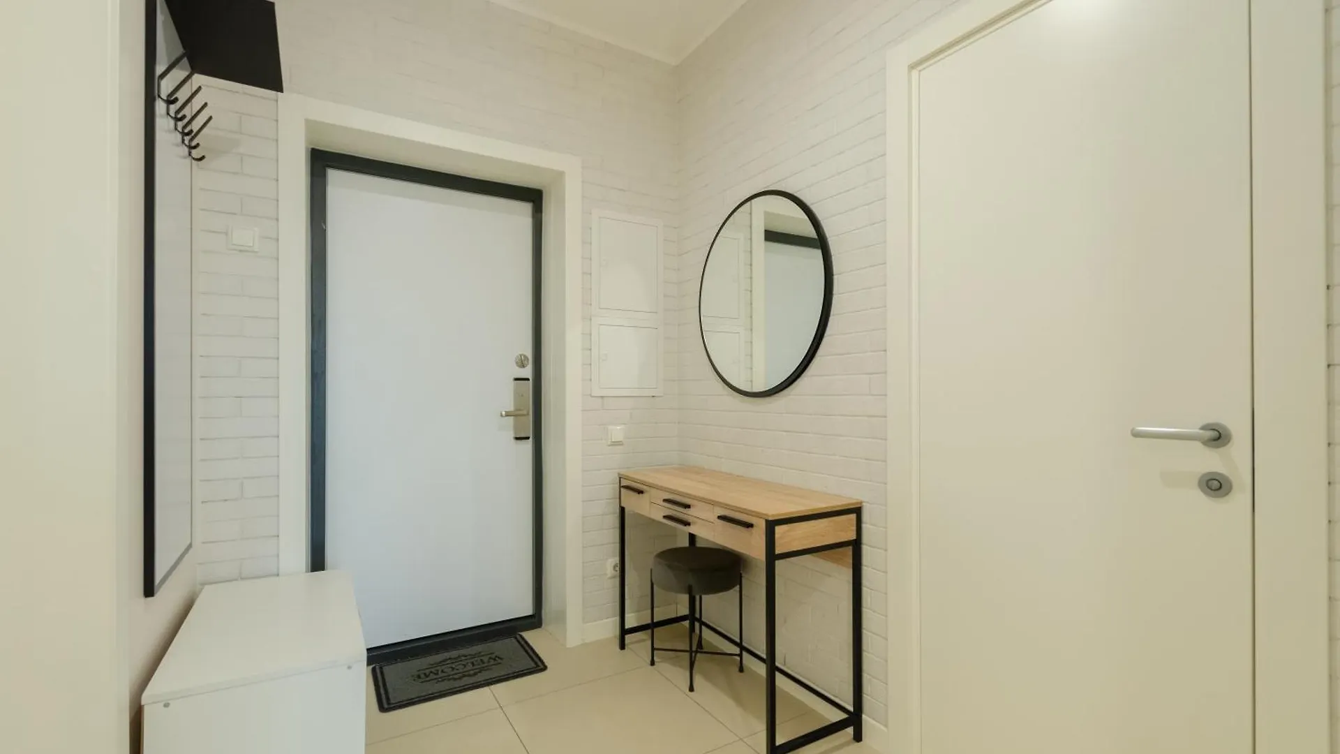 Petrovdom Apartments 13-141 In Rc New York Concept House, 74 Antonovycha Street Kiev 0*,